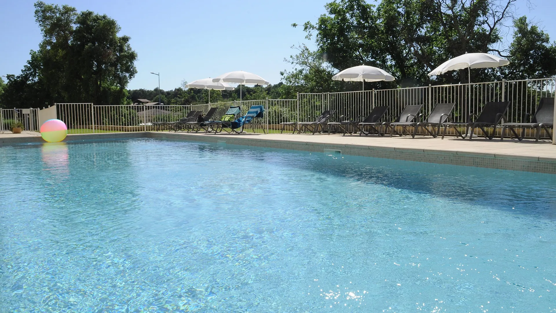 *** Apartahotel Néméa Appart'hotel Green side Biot Sophia Antipolis Francia